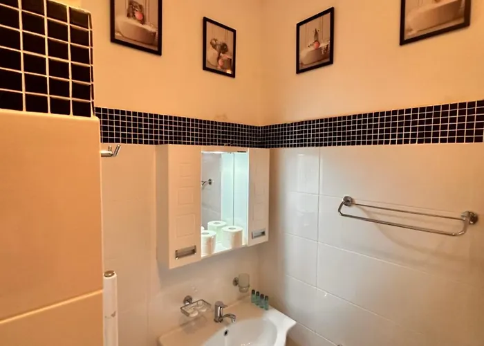 Pm Services Semiramida